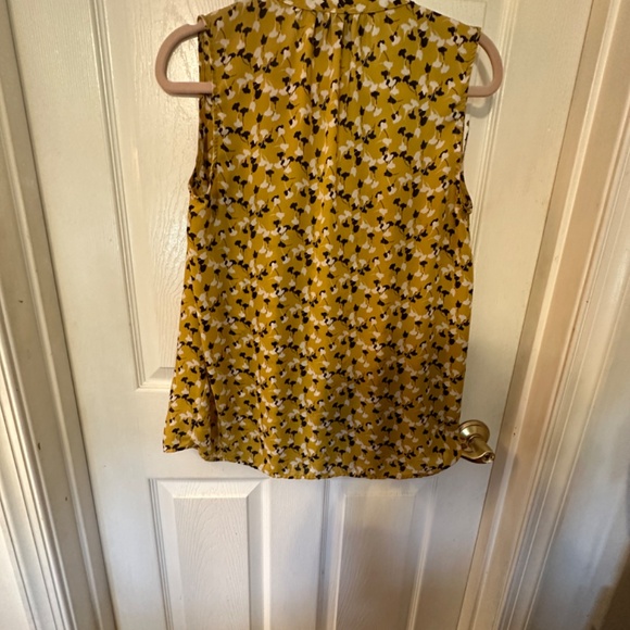 Sunday in Brookland Yellow Sleeveless bottom tank M - Picture 3 of 3